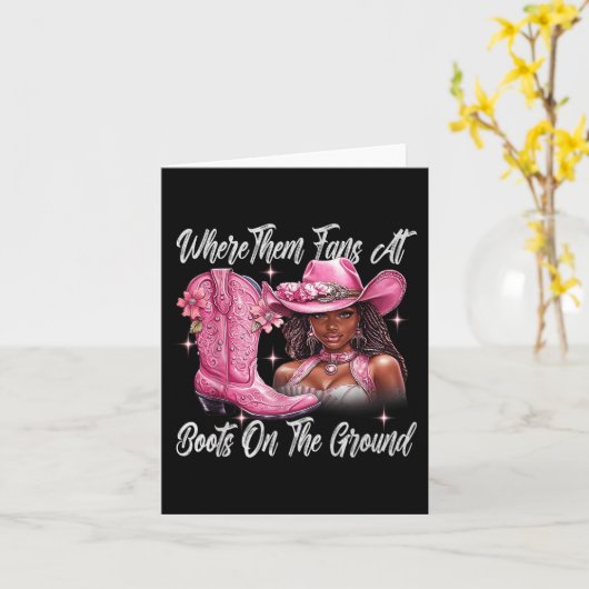 Retro laarzen op de grond waar ze fans op zwart kaart (Gele Bloem)