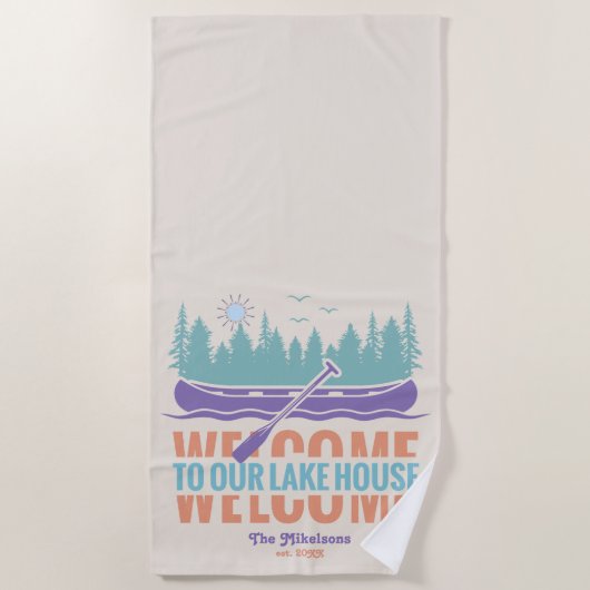 Retro Lake House Familienaam Strandlaken (Voorkant)