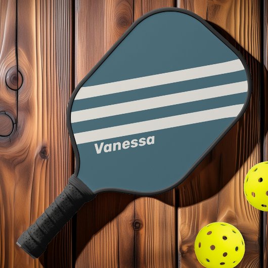 Retro Leigrijs met Drie Strepen en Naam Pickleball Paddle