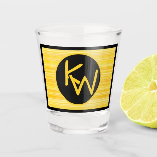 Retro Lemon Yellow Black Monogram Shot Glass Glas (Voorkant)