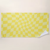 Retro Lemon Yellow Pastel Warped Checkerboard Strandlaken (Voorkant)