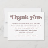 Retro lettertype nieuwe babyfoto bedankkaart (Voorkant)