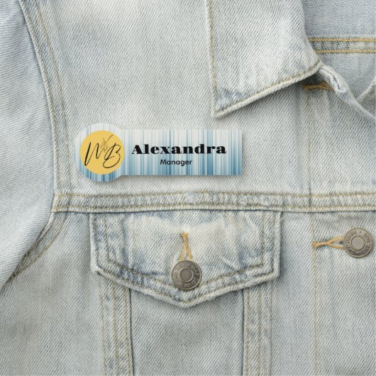 Retro lichtblauw modern restaurant medewerker naamplaatje (In situ)