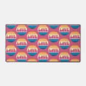 Retro Liefde Typografie Op Sunset Stripes Bureaumat (Voorkant)