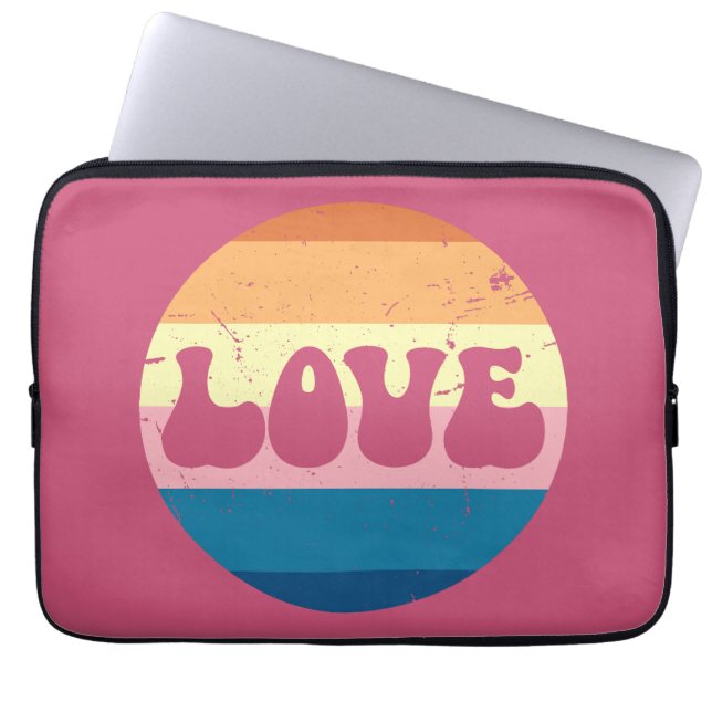 Retro Liefde Typografie Op  Sunset Stripes Laptop Sleeve (Voorkant)
