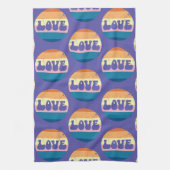 Retro Liefde Typografie Op  Sunset Stripes Theedoek (Verticaal)