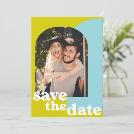 Retro Limoen Blue Geometric Couple Photo Wedding Save The Date (Staand voorkant)