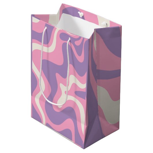 Retro Liquid Swirl Groovy Abstract Paars Roze Medium Cadeauzakje (Voorkant Gekanteld)