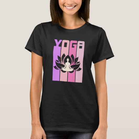 Retro Lotus Flower Meditating Yoga T-shirt (Voorkant)