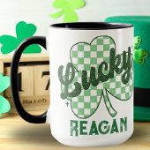 Retro Lucky Shamrock St Patrick's Day Monogram Mok