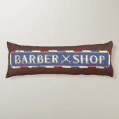 Retro  Man Cave Rustic Grunge Barber Lichaamskussen (Voorkant)