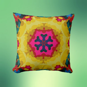 Retro Mandala Geel Blauw en roze Kussen
