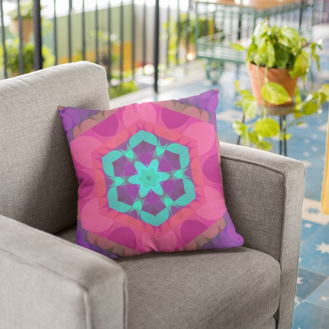 Retro Mandala - ventilatorroze blauw en Paars Kussen (Creator heeft geüpload)