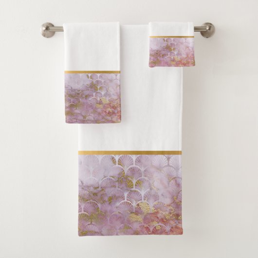 RETRO MARBLE PINK MERMAID INSPIRED BATHROOM SET BAD HANDDOEK (Insitu)