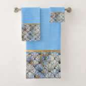 RETRO MARBLE SHELL BLUE BATHROOM SET BAD HANDDOEK (Insitu)