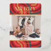 Retro Maximalistische geometrische rode kerst foto Folie Uitnodiging (Voorkant)