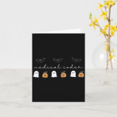 Retro Medische Coder Pompoen Ghost Worker Hallowee Kaart (Gele Bloem)