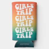 Retro Meisjes Reis Beste Vrienden Aangepast Seltzer Blikjeskoeler (Achterkant)