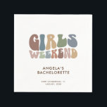 Retro Meisjesweekend Afscheid van de Vrijheid Fees Servet<br><div class="desc">Omarm de geest van de ultieme meidenuitstap met onze Custom Retro Typography Bachelorette Weekend servetten! Deze chic en stijlvolle top dient als een perfect aandenken aan een onvergetelijke reis met je favoriete dames. De voorkant van het shirt toont een boeiende vintage-geïnspireerde "Girls Weekend" typografie die perfect de lol en kameraadschap...</div>