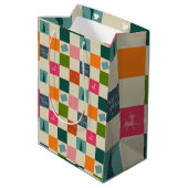 Retro Merry and Bright Christmas Wrapping Paper Medium Cadeauzakje (Achterkant Gekanteld)