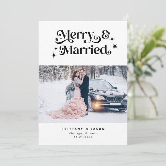 Retro Merry & Married Minimalist Foto Feestdagenkaart (Staand voorkant)