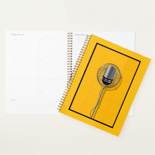 Retro Microfoon op Krachtig Geel Planner (Display)