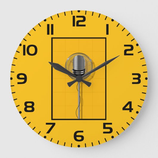 Retro Microphone on Bold Yellow Grote Klok (Voorkant)