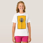 Retro Microphone on Bold Yellow T-shirt (Voorkant volledig)
