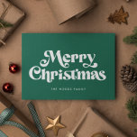 Retro Mid Century Green Vrolijk Kerstfeest Feestdagenkaart<br><div class="desc">Vrolijk kerstkaartje: een klassiek retro ontwerp,  met een moderne typografie uit het midden van de eeuw en een klassieke groene achtergrond.</div>