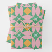 Retro Mid Century Mod Shapes Patroon | Roze groen Inpakpapier Vel (In situ)