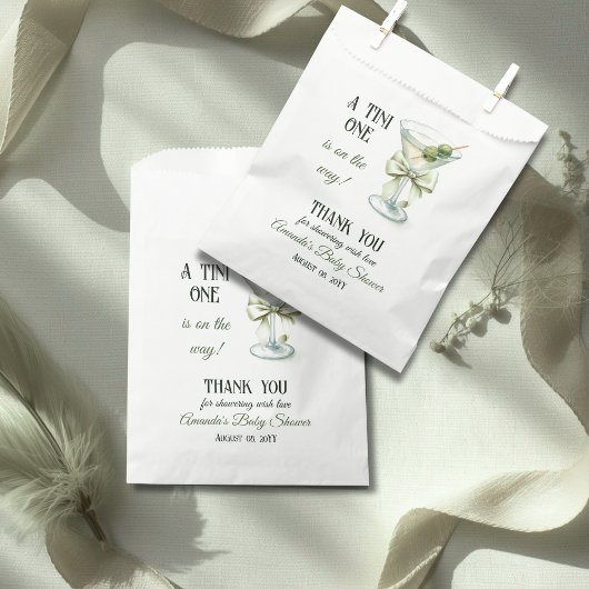 Retro Minimalist A Tini One Martini Baby Shower Bedankzakje