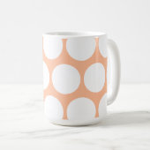 Retro minimalistische oranje witte stippen koffiemok (Voorkant rechts)