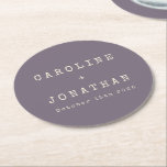 Retro minimalistische Paarse mosterdtypemachine br Ronde Kartonnen Onderzetter<br><div class="desc">Retro minimalistische lettertypefont Aangepast Onderzetter voor bruiloft rond papier met typemachine in donker Paars</div>