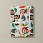Retro Mint Gekke Christmas Crew Zes foto's Fleece Deken<br><div class="desc">De Christmas Crew is dit jaar weer terug maar nu een pluche en knusse fleece deken! Personaliseer dit hilarische vakantiegift met foto's van zes personen of huisdieren, zodat ze altijd feestelijke kerstman en elf petten of rendieren gewei kunnen draag. Verbeter de leuke factor echt door dezelfde foto voor elk te...</div>