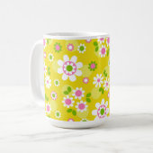 Retro Mod Flowers Yellow & White Koffiemok (Voorkant links)