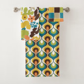 Retro Mod Patterns Teal Orange Mustard Green Bad Handdoek (Insitu)