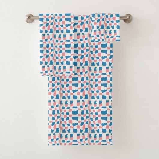 Retro Mod Roze Blauw Checkerboard Abstract Bad Handdoek (Insitu)