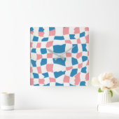 Retro Mod Roze Blauw Checkerboard Abstract Vierkante Klok (Huis)
