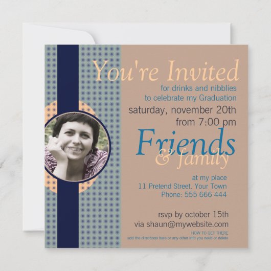 Retro Modern Afstuderen met foto-uitnodiging Kaart (Achterkant)