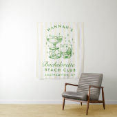 Retro Modern Yellow & Green Bachelorette Weekend Wandkleed (In situ)