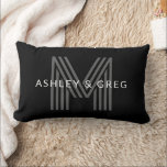Retro Moderne Naam/s Bewerkbaar Monogram Zwart & G Kussen<br><div class="desc">Stijlvol aanpasbaar retro-modern monogram,  bewerken zoals u wilt!</div>