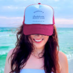 Retro Moderne Roze & Marineblauwe Bachelorette Trucker Pet<br><div class="desc">Deze hoed combineert retro charme met een moderne twist, met een stijlvol ontwerp in roze en marineblauw. Of je nu naar het strand gaat of de stad in gaat, deze truckerhoed is een chic accessoire om de speciale dag van de bruid te vieren. Omarm de speelse sfeer met de Retro...</div>
