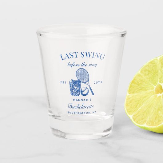 Retro moderne tennis bachelorette weekendfeest shot glas (Voorkant)