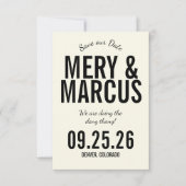Retro Moderne Vet Gele & Zwarte Script Trouw Save The Date (Voorkant)