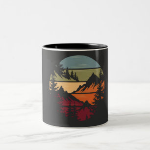 Retro Mountain Sunset Outdoors Hiking Gift Tweekleurige Koffiemok