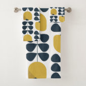 Retro Navy en Geel Floral Pattern Bad Handdoek (Insitu)