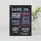 Retro Neon Arcade Game Verjaardagsfeest, elke leef Kaart (Staand voorkant)