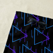 Retro Neon Geometric Pattern 2 Strandlaken (In situ)