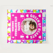 Retro Neon Queen of Hearts Verjaardag Foto Banner Wandkleed (Voorkant (horizontaal))