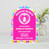Retro Neon Queen of Hearts Verjaardagsfeest Arch Kaart (Staand voorkant)